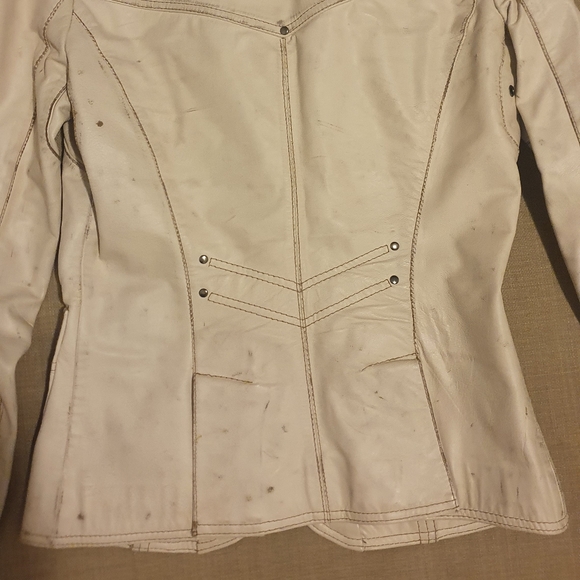 Danier Distressed Leather Jacket Limited Edition in Off-white XS - Picture 6 of 10